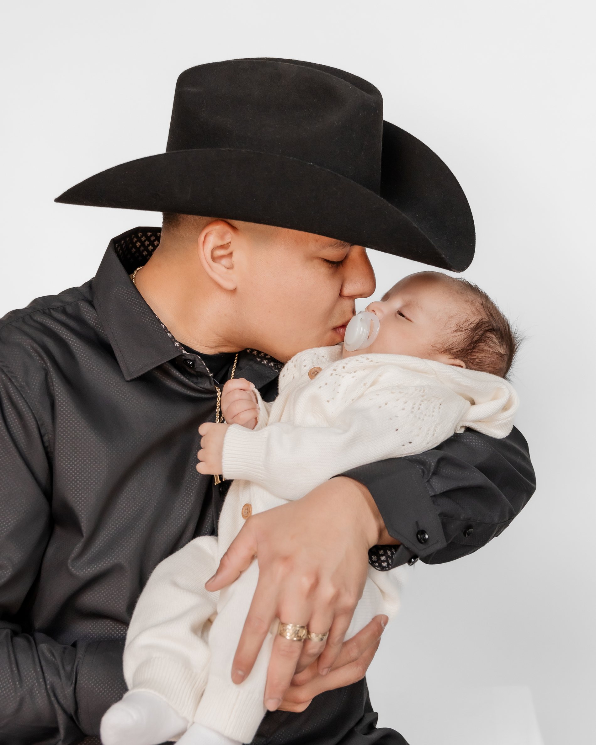 Senya family portrait by Pak Studios in Arizona family portrait session