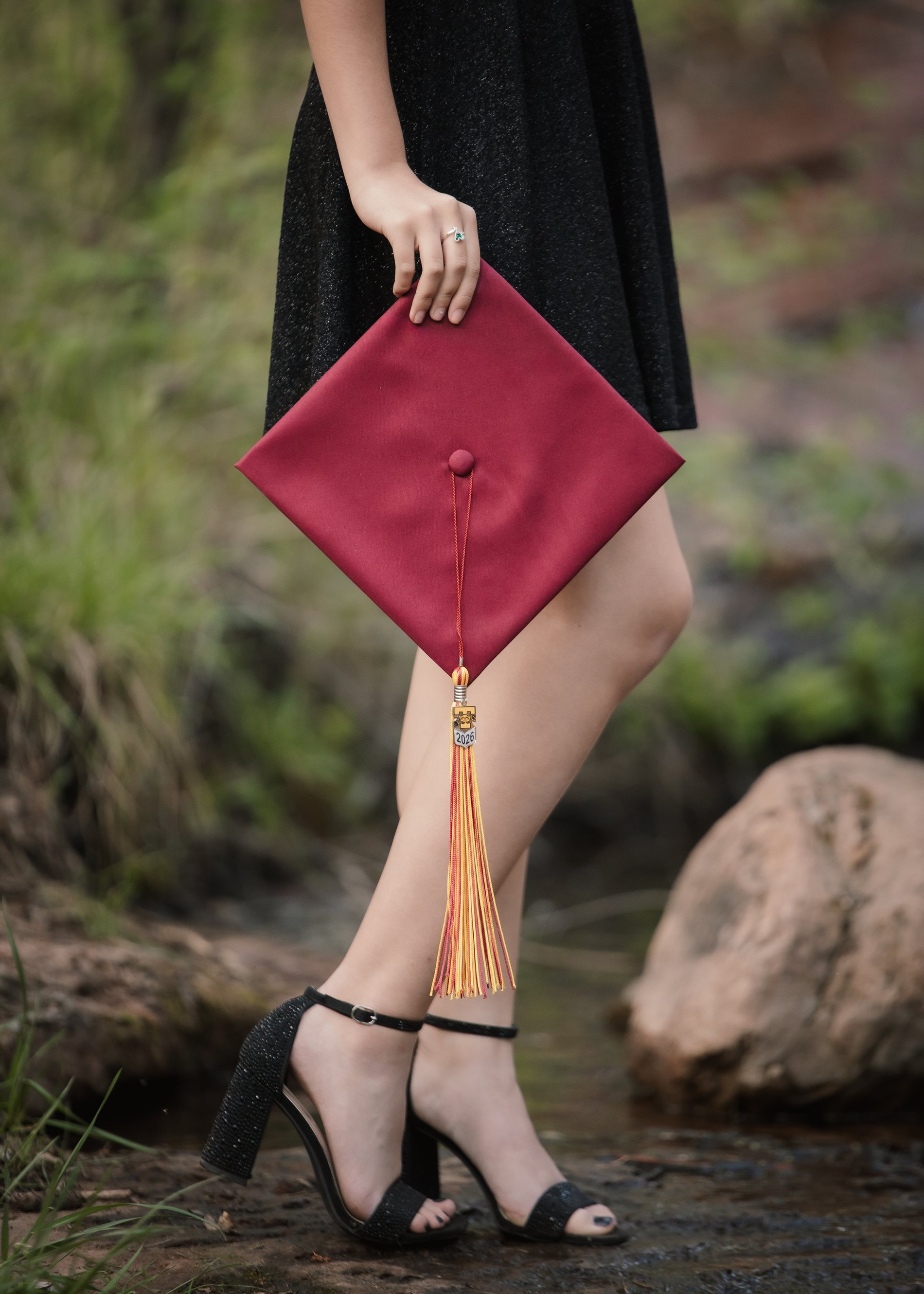Heinrichs graduation portrait by Pak Studios in Arizona graduation portrait session