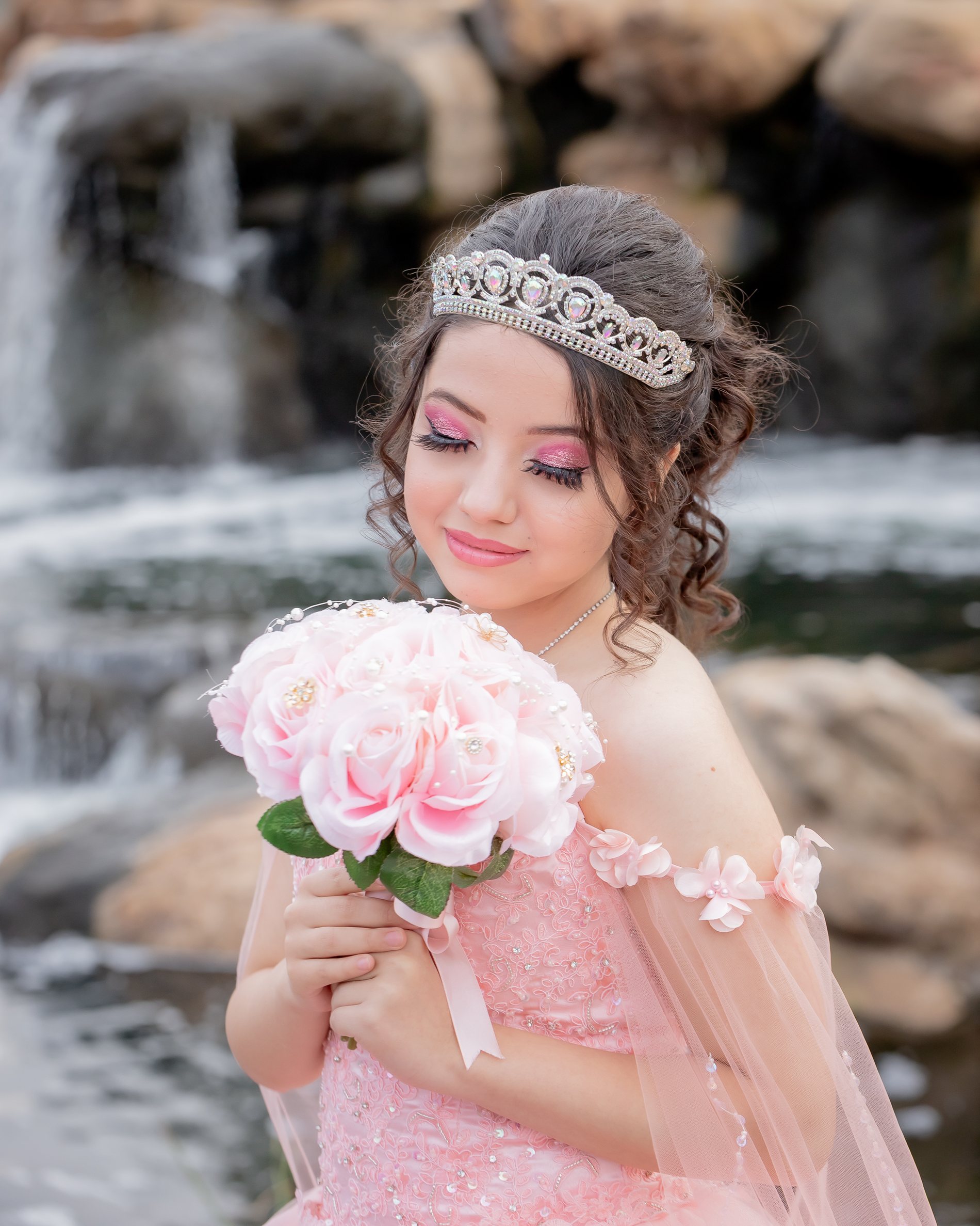 Aailet quinceañera portrait by Pak Studios in Arizona quinceañera portrait session