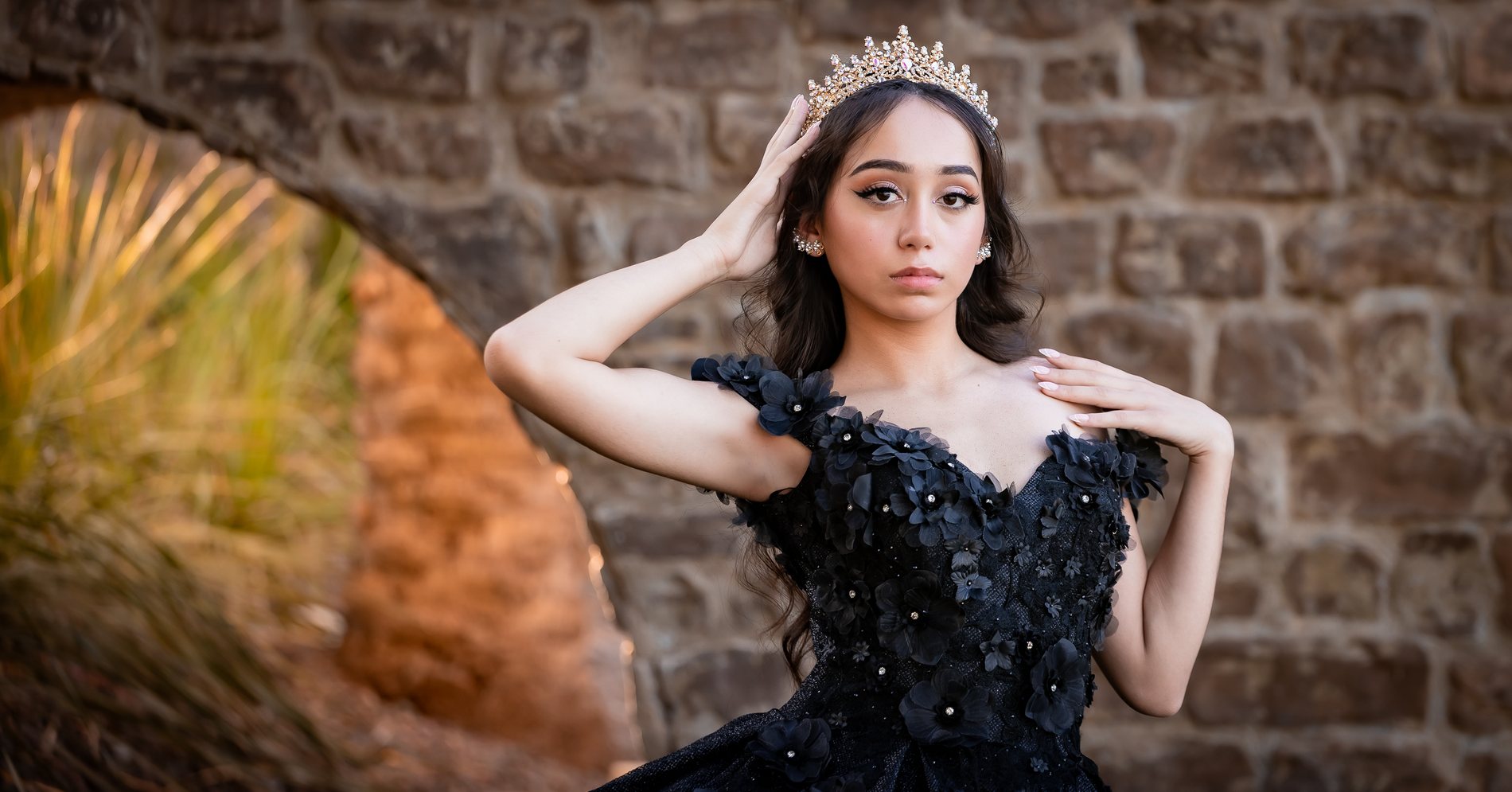 Crystal quinceañera portrait by Pak Studios in Arizona quinceañera portrait session