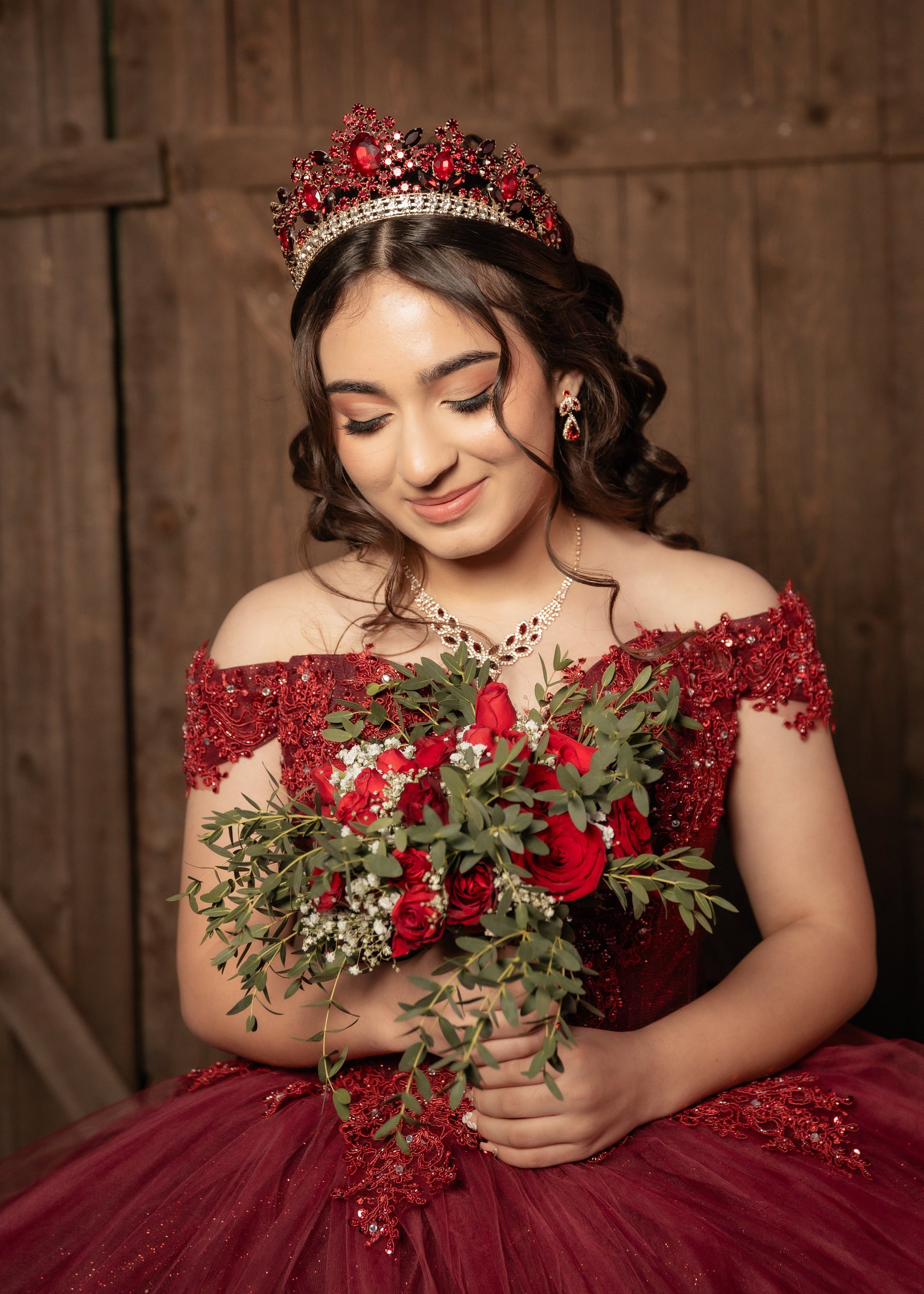 Lliana quinceañera portrait by Pak Studios in Arizona quinceañera portrait session